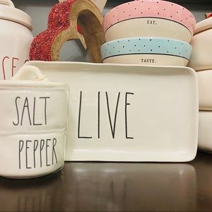 Rae Dunn LIVE platter plate tray